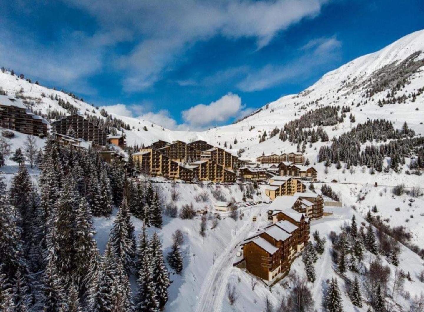 Les Gentianes Station Alpe Huez * Auris